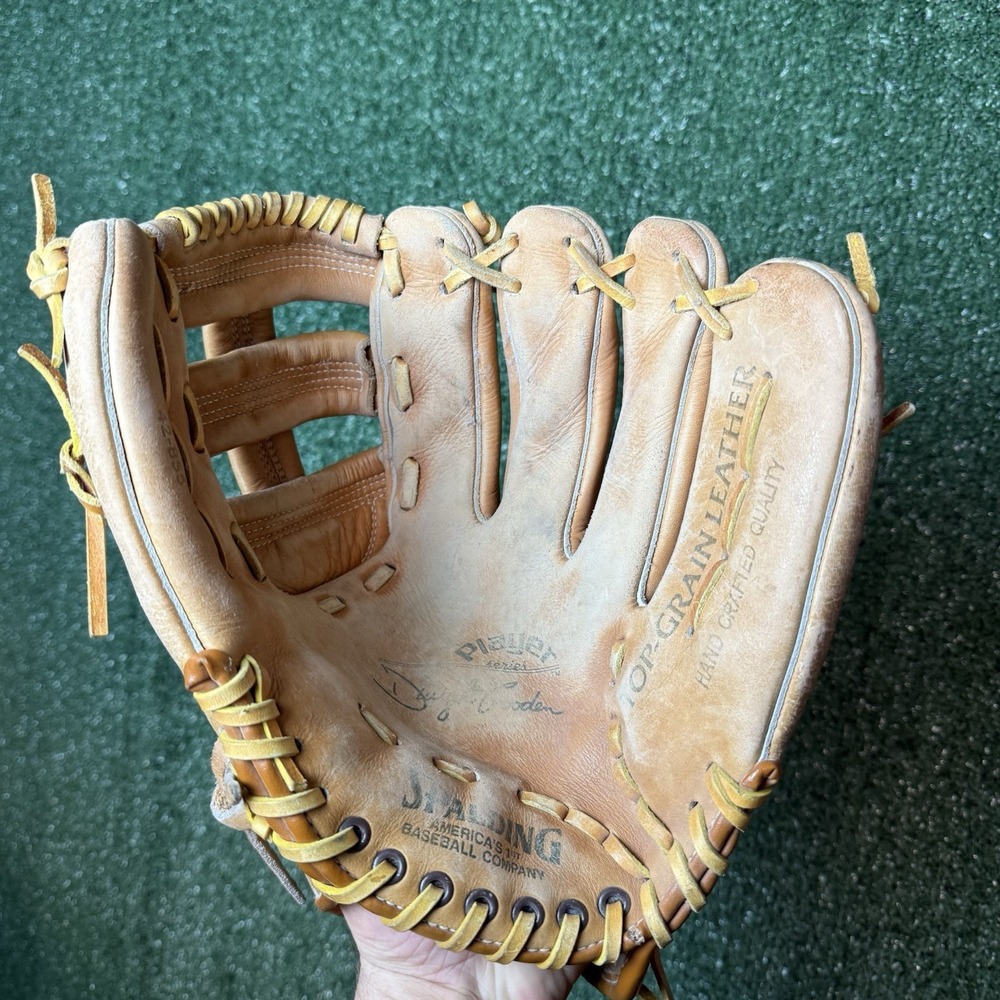 Spalding Dwight Gooden RHT Baseball Glove Mitt 42-855 Top Grain Leather - Picture 2 of 11